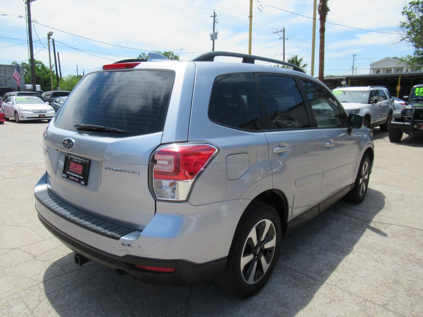 2018 Silver /Black Subaru Forester 2.5I (JF2SJABC5JH) with an 2.5L H4 F DOHC 16V engine, Automatic transmission, located at 1511 North Shepherd Dr., Houston, TX, 77008, (281) 657-1221, 29.798361, -95.412560 - 2018 SUBARU FORESTER 2.5I VIN: JF2SJABC5JH521576 J F 2 S J A B C 5 J H 5 2 1 5 7 6 4 DOOR WAGON/SPORT UTILITY 2.5L H4 F DOHC 16V GASOLINE ALL WHEEL DRIVE - Photo#20